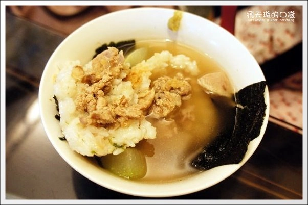 【台中美食】朋友家．日式輕食、甜點、沙冰。平等市場老屋新生 @飛天璇的口袋