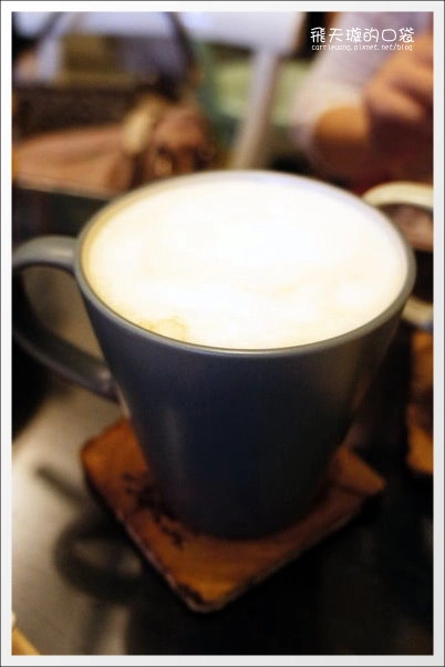 【台中美食】朋友家．日式輕食、甜點、沙冰。平等市場老屋新生 @飛天璇的口袋