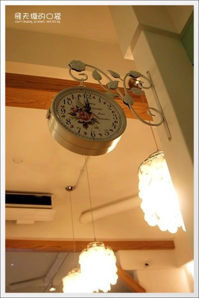 【台中下午茶】Connie’s Cafe。媲美鑽石的3CM超厚鬆餅 @飛天璇的口袋