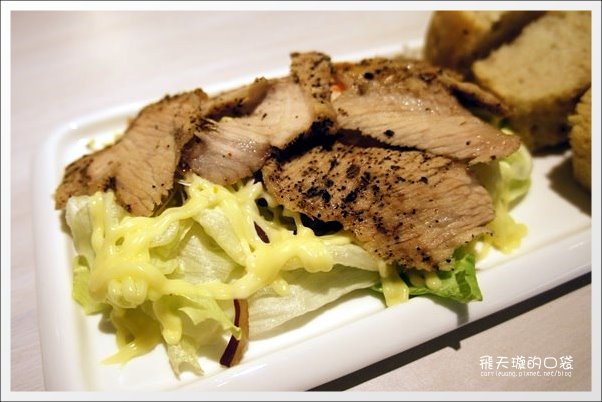 【台中下午茶】Connie’s Cafe。媲美鑽石的3CM超厚鬆餅 @飛天璇的口袋