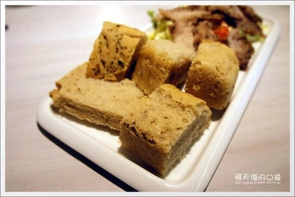 【台中下午茶】Connie’s Cafe。媲美鑽石的3CM超厚鬆餅 @飛天璇的口袋