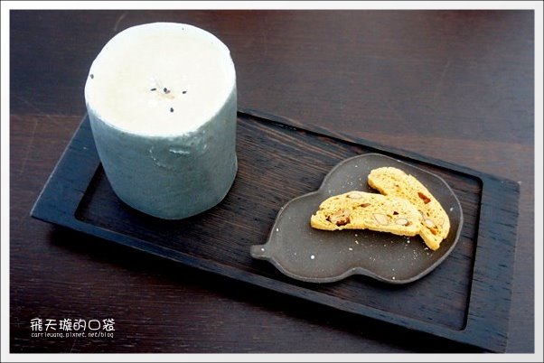 【台中下午茶】元生咖啡。環境很舒適的藝廊咖啡館推薦 @飛天璇的口袋