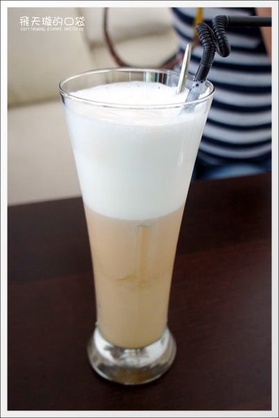 【台中下午茶】元生咖啡。環境很舒適的藝廊咖啡館推薦 @飛天璇的口袋