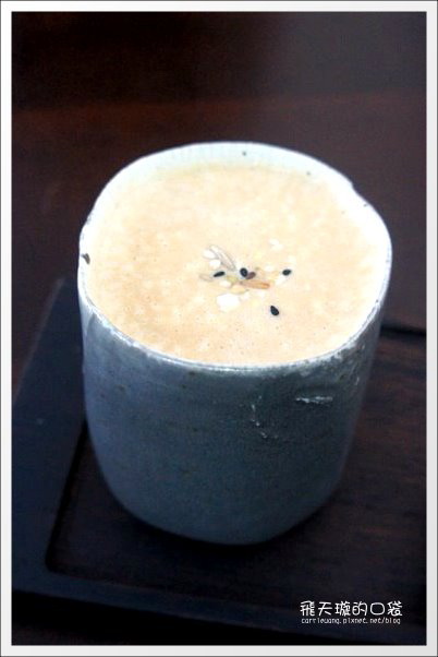 【台中下午茶】元生咖啡。環境很舒適的藝廊咖啡館推薦 @飛天璇的口袋