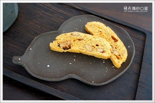 【台中下午茶】元生咖啡。環境很舒適的藝廊咖啡館推薦 @飛天璇的口袋