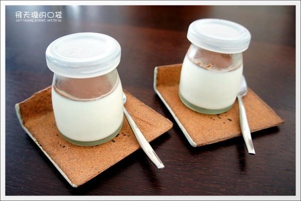 【台中下午茶】元生咖啡。環境很舒適的藝廊咖啡館推薦 @飛天璇的口袋