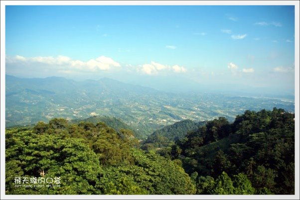【苗栗民宿推薦】三義．雲洞山莊。徜揚在雲霧的懷抱+一泊二食的美食饗宴 @飛天璇的口袋