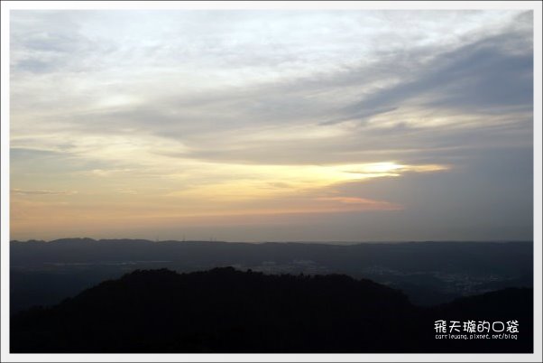 【苗栗民宿推薦】三義．雲洞山莊。徜揚在雲霧的懷抱+一泊二食的美食饗宴 @飛天璇的口袋