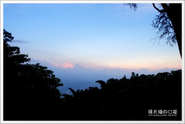 【苗栗民宿推薦】三義．雲洞山莊。徜揚在雲霧的懷抱+一泊二食的美食饗宴 @飛天璇的口袋