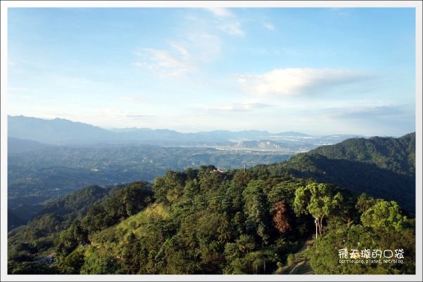 【苗栗民宿推薦】三義．雲洞山莊。徜揚在雲霧的懷抱+一泊二食的美食饗宴 @飛天璇的口袋