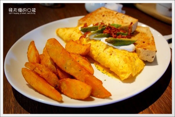 貳樓餐廳．Second Floor@仁愛店｜份量十足的爆紅早午餐店推薦 @飛天璇的口袋