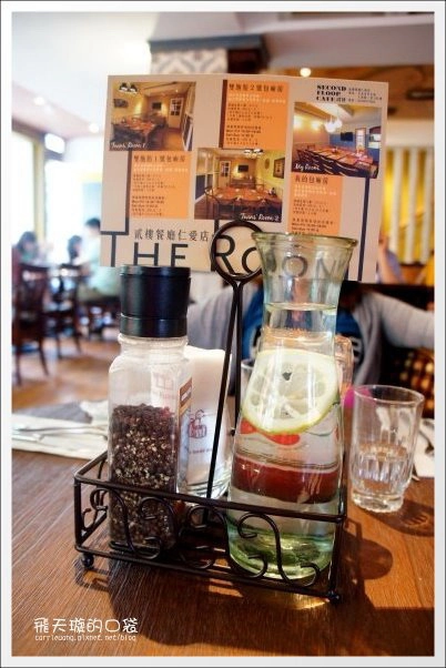 貳樓餐廳．Second Floor@仁愛店｜份量十足的爆紅早午餐店推薦 @飛天璇的口袋