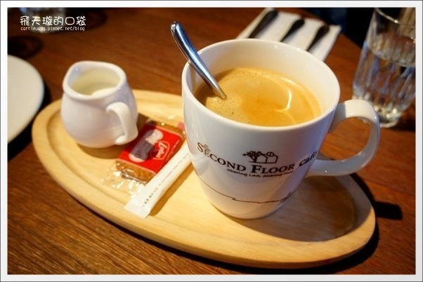 貳樓餐廳．Second Floor@仁愛店｜份量十足的爆紅早午餐店推薦 @飛天璇的口袋