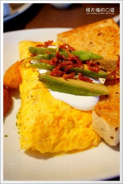 貳樓餐廳．Second Floor@仁愛店｜份量十足的爆紅早午餐店推薦 @飛天璇的口袋