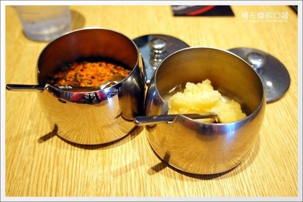 屯京拉麵｜來自池袋的人氣拉麵店，值得排隊的好味道 @飛天璇的口袋