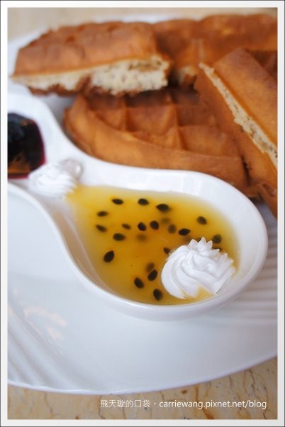 【台中下午茶】Buggy Coffee．蟲子咖啡。咖啡好濃、鬆餅&hellip;就那樣！ @飛天璇的口袋