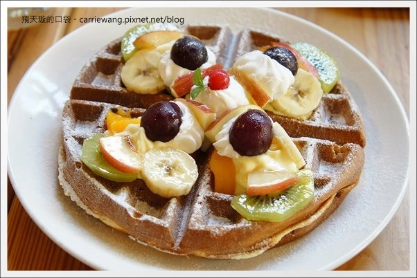 【台中下午茶】Labbito Caf&eacute;。草悟道旁充滿日式風格的兔子餐廳 @飛天璇的口袋