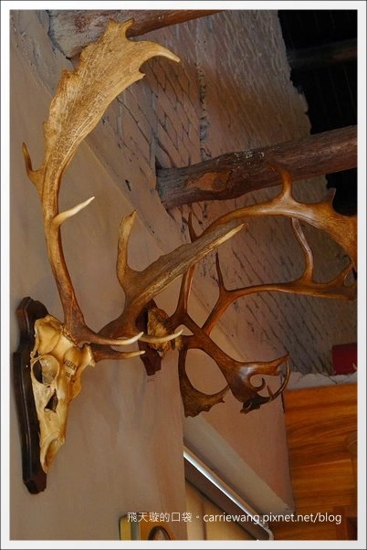 【台中下午茶】Ino Caf&eacute;。草悟道旁的咖啡廳，環境還不錯&hellip; @飛天璇的口袋