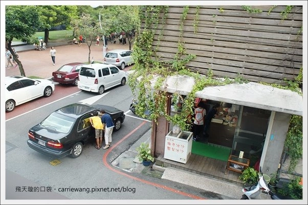 【台中下午茶】Ino Caf&eacute;。草悟道旁的咖啡廳，環境還不錯&hellip; @飛天璇的口袋