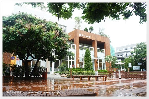 【台中餐廳推薦】梨子咖啡館@崇德店。溫馨樂活親子餐廳推薦！ @飛天璇的口袋