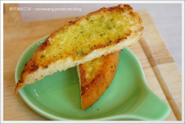 【台中餐廳推薦】梨子咖啡館@崇德店。溫馨樂活親子餐廳推薦！ @飛天璇的口袋