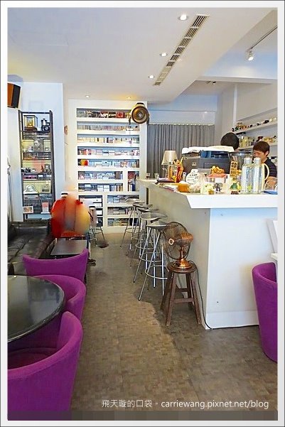 台中南屯｜Edia Cafe．台中老字號咖啡館，鬆餅雖然樸實卻好吃 @飛天璇的口袋