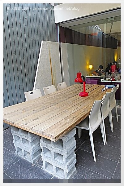 台中南屯｜Edia Cafe．台中老字號咖啡館，鬆餅雖然樸實卻好吃 @飛天璇的口袋