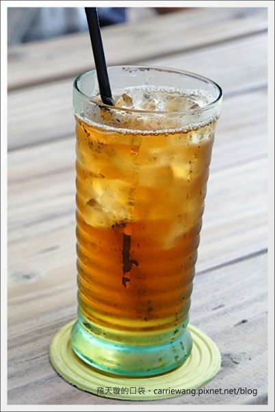 台中南屯｜Edia Cafe．台中老字號咖啡館，鬆餅雖然樸實卻好吃 @飛天璇的口袋