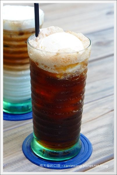 台中南屯｜Edia Cafe．台中老字號咖啡館，鬆餅雖然樸實卻好吃 @飛天璇的口袋