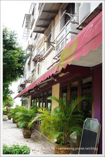 澳門氹仔｜官也街一日遊．大利來記豬扒飽．沙度娜木糠布甸．官也街．鉅記餅家．咀香園餅家．晃記餅家．好美味咖喱魚蛋．正斗咖喱大魚蛋 @飛天璇的口袋