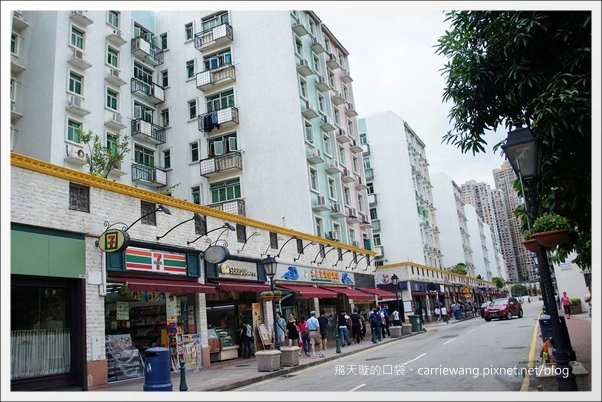澳門氹仔｜官也街一日遊．大利來記豬扒飽．沙度娜木糠布甸．官也街．鉅記餅家．咀香園餅家．晃記餅家．好美味咖喱魚蛋．正斗咖喱大魚蛋 @飛天璇的口袋