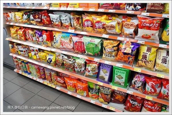 澳門氹仔｜官也街一日遊．大利來記豬扒飽．沙度娜木糠布甸．官也街．鉅記餅家．咀香園餅家．晃記餅家．好美味咖喱魚蛋．正斗咖喱大魚蛋 @飛天璇的口袋