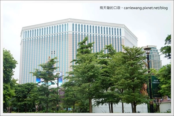 澳門氹仔｜官也街一日遊．大利來記豬扒飽．沙度娜木糠布甸．官也街．鉅記餅家．咀香園餅家．晃記餅家．好美味咖喱魚蛋．正斗咖喱大魚蛋 @飛天璇的口袋