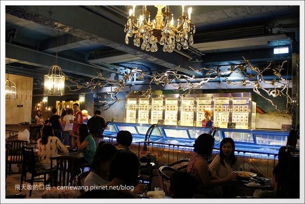 【台中冰品推薦】台中市第四信用合作社．宮原眼科二店。到銀行吃冰~ @飛天璇的口袋