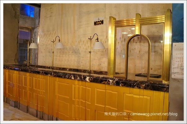 【台中冰品推薦】台中市第四信用合作社．宮原眼科二店。到銀行吃冰~ @飛天璇的口袋