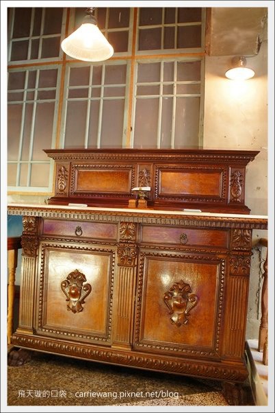 【台中冰品推薦】台中市第四信用合作社．宮原眼科二店。到銀行吃冰~ @飛天璇的口袋