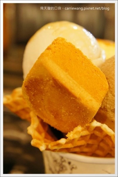 【台中冰品推薦】台中市第四信用合作社．宮原眼科二店。到銀行吃冰~ @飛天璇的口袋