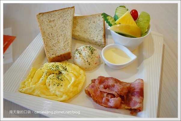 【台中下午茶】Ricco．瑞可輕食館。北屯地區餐點最多元化的咖啡廳~ @飛天璇的口袋