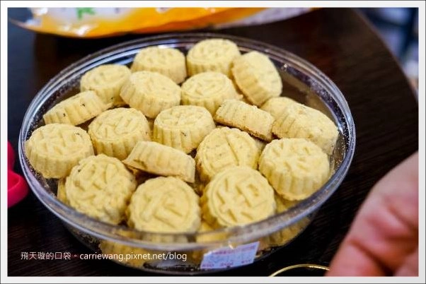 澳門氹仔｜官也街一日遊．大利來記豬扒飽．沙度娜木糠布甸．官也街．鉅記餅家．咀香園餅家．晃記餅家．好美味咖喱魚蛋．正斗咖喱大魚蛋 @飛天璇的口袋