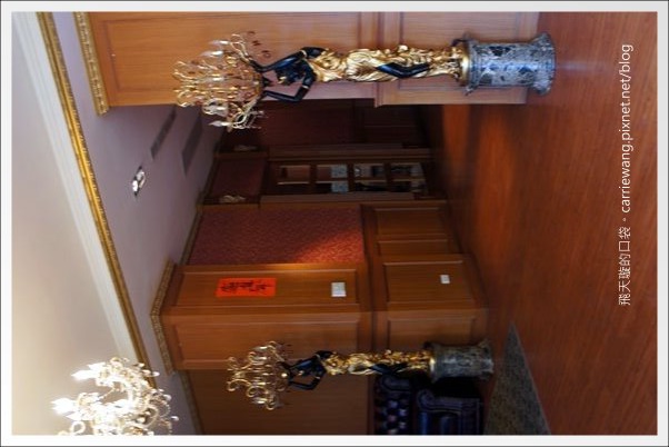 【台中牛排餐廳】金磚極品牛排．商業午餐。祝我自已生日快樂，也大家新年快樂！Happy 2013~ @飛天璇的口袋