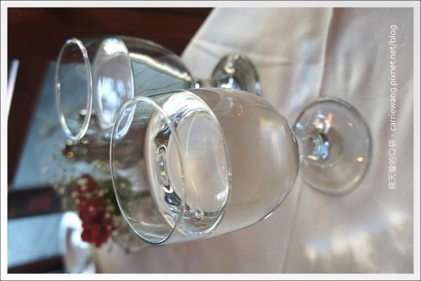 【台中牛排餐廳】金磚極品牛排．商業午餐。祝我自已生日快樂，也大家新年快樂！Happy 2013~ @飛天璇的口袋