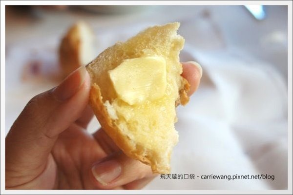 【台中牛排餐廳】金磚極品牛排．商業午餐。祝我自已生日快樂，也大家新年快樂！Happy 2013~ @飛天璇的口袋