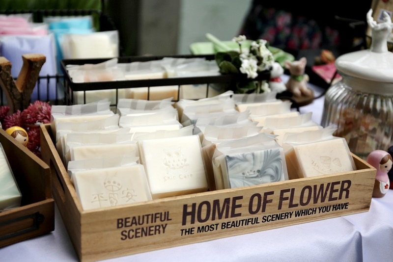 2016台中花都藝術季┃台中旅遊景點：2018花卉博覽會前哨，位於台中文學館，用花朵實踐生活美學，喜迎2018世界花卉博覽會 @飛天璇的口袋