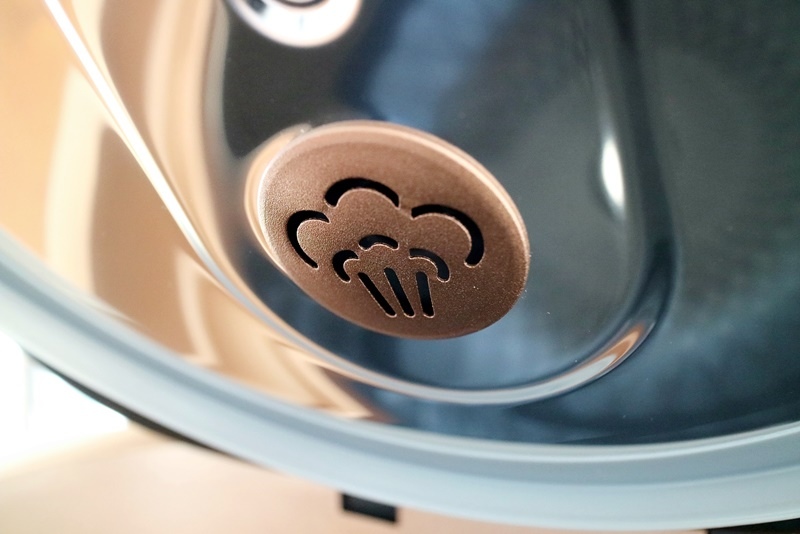 飛利浦雙向智旋IH電子鍋┃居家生活：飛利浦雙向智旋IH電子鍋開箱文 雙向智旋IH加熱技術搭配火紋鍋讓每粒米都能完美呈現，內附鍋巴飯和糙米飯食譜分享 @飛天璇的口袋