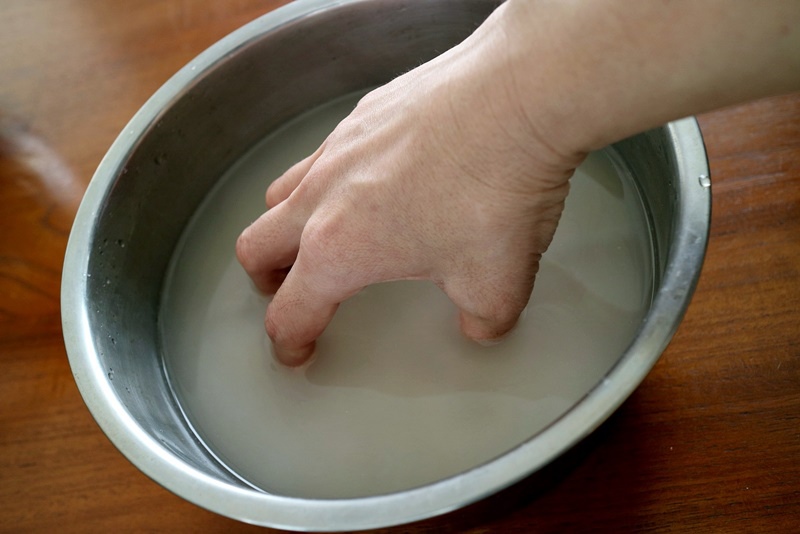飛利浦雙向智旋IH電子鍋┃居家生活：飛利浦雙向智旋IH電子鍋開箱文 雙向智旋IH加熱技術搭配火紋鍋讓每粒米都能完美呈現，內附鍋巴飯和糙米飯食譜分享 @飛天璇的口袋