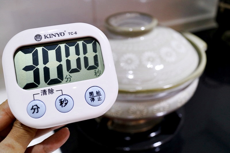 潮港城餐飲集團┃台中南屯美食：潮港城主廚在我家，外帶主廚家庭晚餐，港式點心原盅雞燉翅讓餐桌更豐富 @飛天璇的口袋