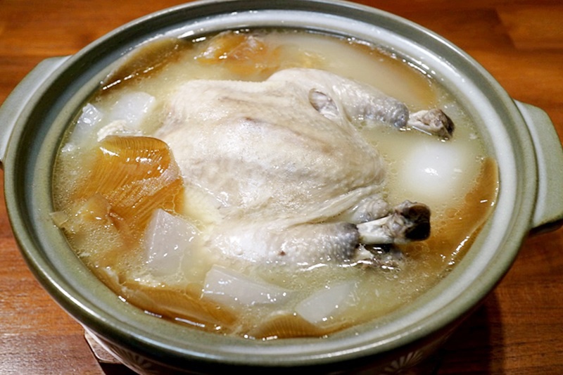 潮港城餐飲集團┃台中南屯美食：潮港城主廚在我家，外帶主廚家庭晚餐，港式點心原盅雞燉翅讓餐桌更豐富 @飛天璇的口袋