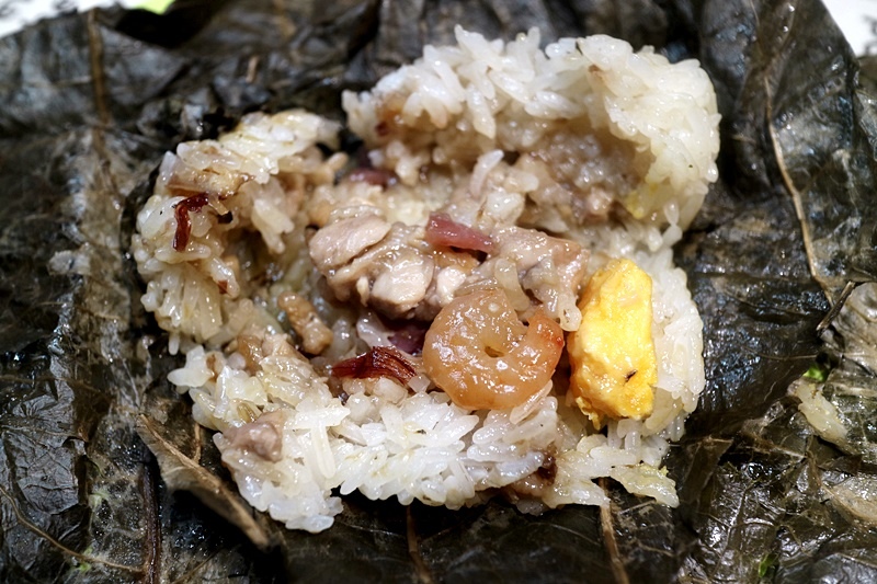 潮港城餐飲集團┃台中南屯美食：潮港城主廚在我家，外帶主廚家庭晚餐，港式點心原盅雞燉翅讓餐桌更豐富 @飛天璇的口袋