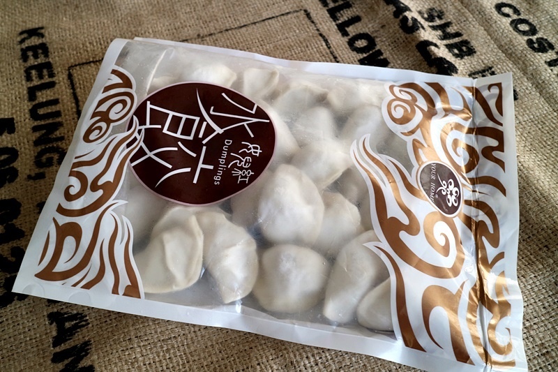 潮港城餐飲集團┃台中南屯美食：潮港城主廚在我家，外帶主廚家庭晚餐，港式點心原盅雞燉翅讓餐桌更豐富 @飛天璇的口袋