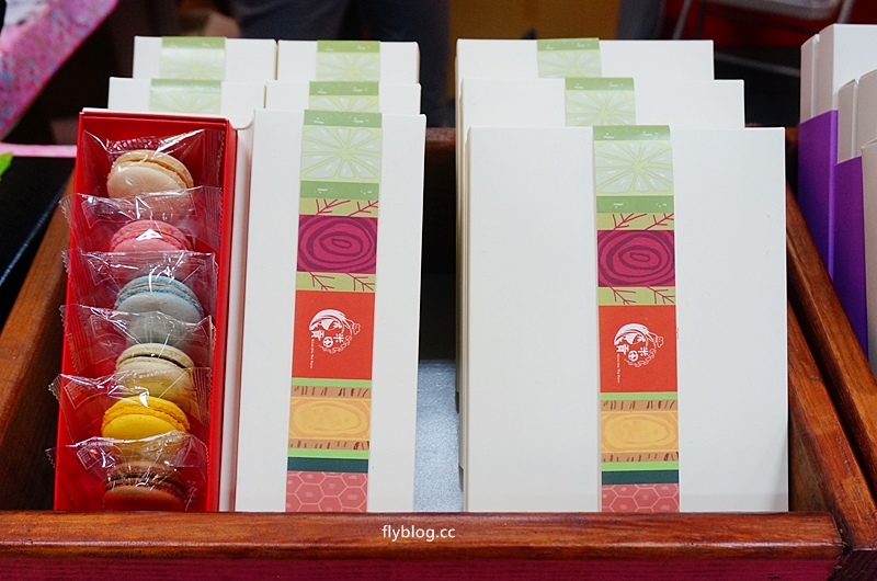 2017台灣農糧精品展銷會┃各種團購夯物推薦：台灣紅藜蘇打餅、黑豆米果、米乖乖、黃金香米餅、香蕉捲、醋飲、水果乾、草莓酒、米卡龍、黑豆蛋糕、南瓜米蛋糕、紅米、紅藜糙米好棒棒、醬油、毛豆漿、甘薯脆片 @飛天璇的口袋